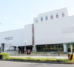 兵庫県立美術館分館原田の森ギャラリーで鉛筆画教室を開催中