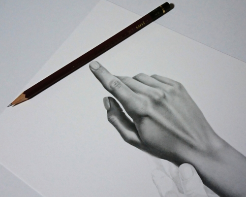 オンライン鉛筆画教室の課題モチーフ、人の手