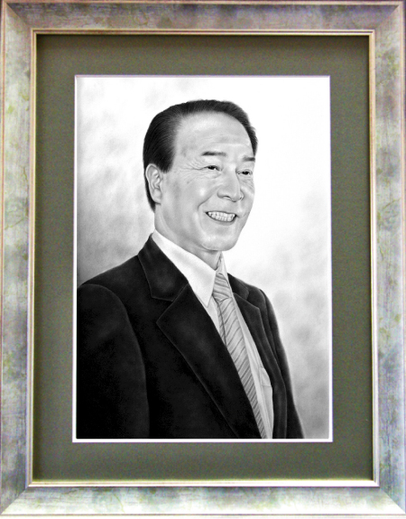 勇退記念に鉛筆肖像画プレゼント